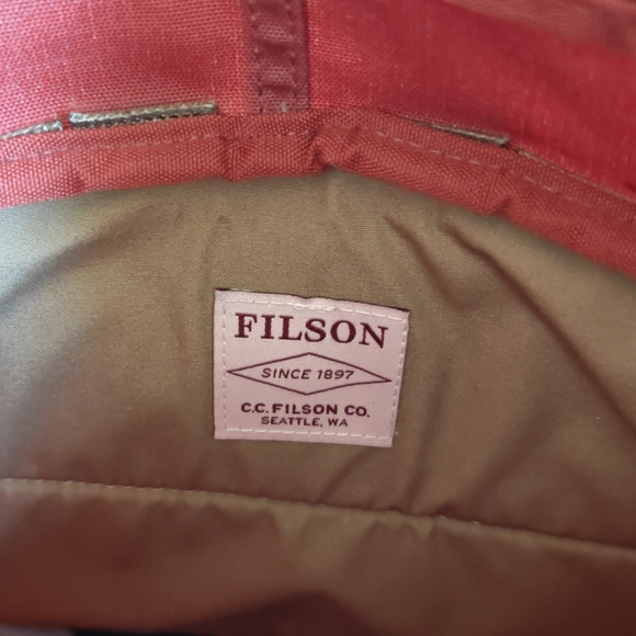Filson Daypack - Rusted Red - Picture 3 of 7